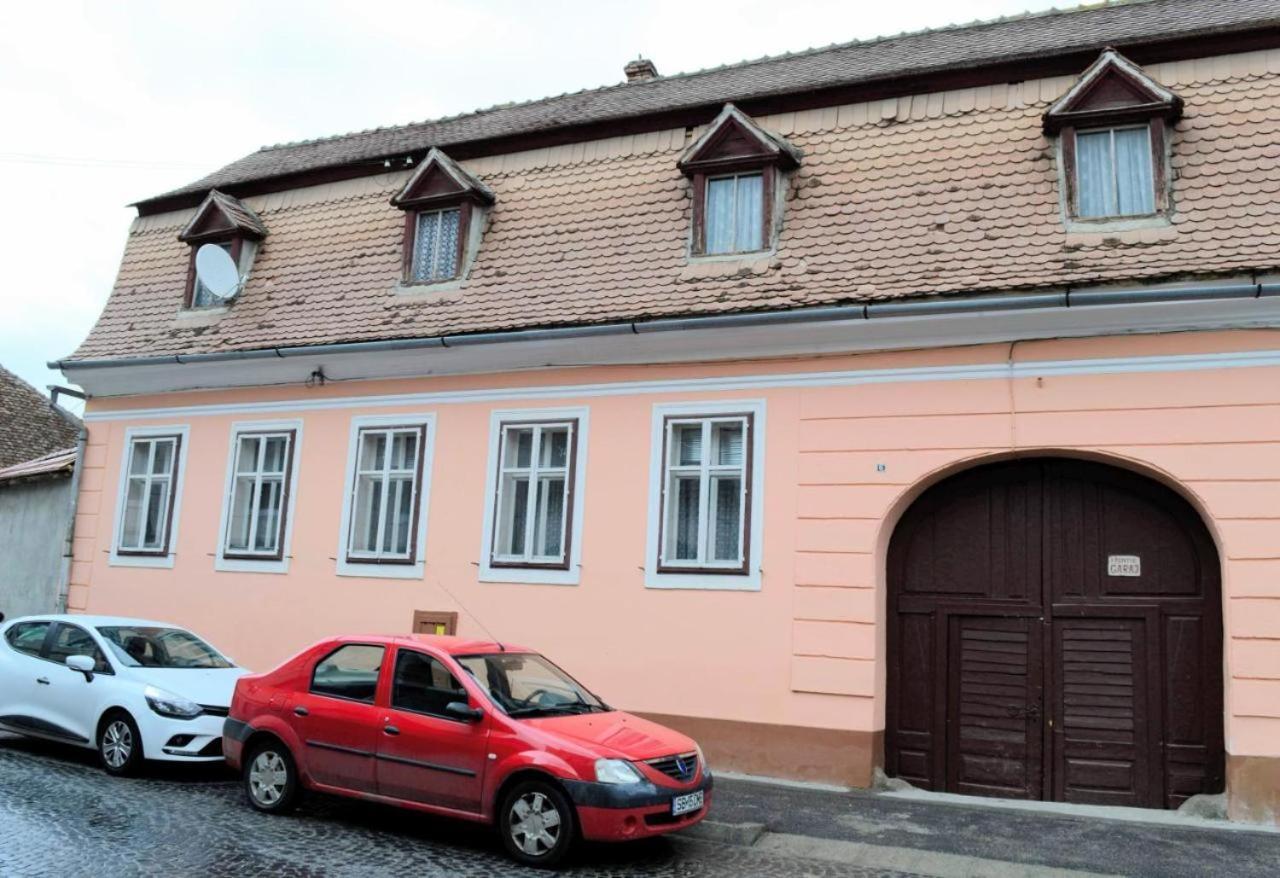 Twins Boutique Korsy Apartment Sibiu Exterior photo