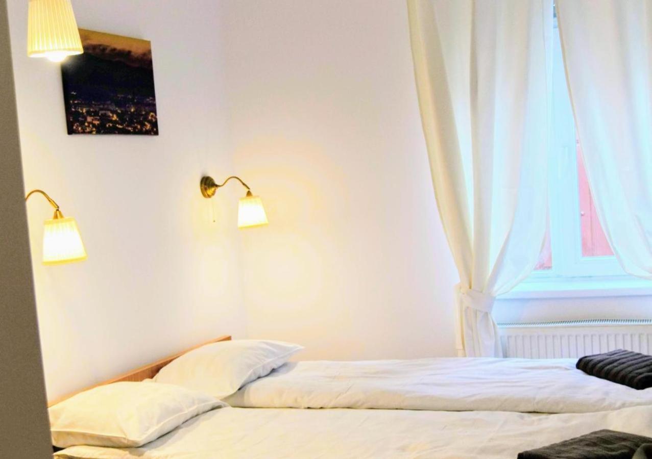 Twins Boutique Korsy Apartment Sibiu Exterior photo